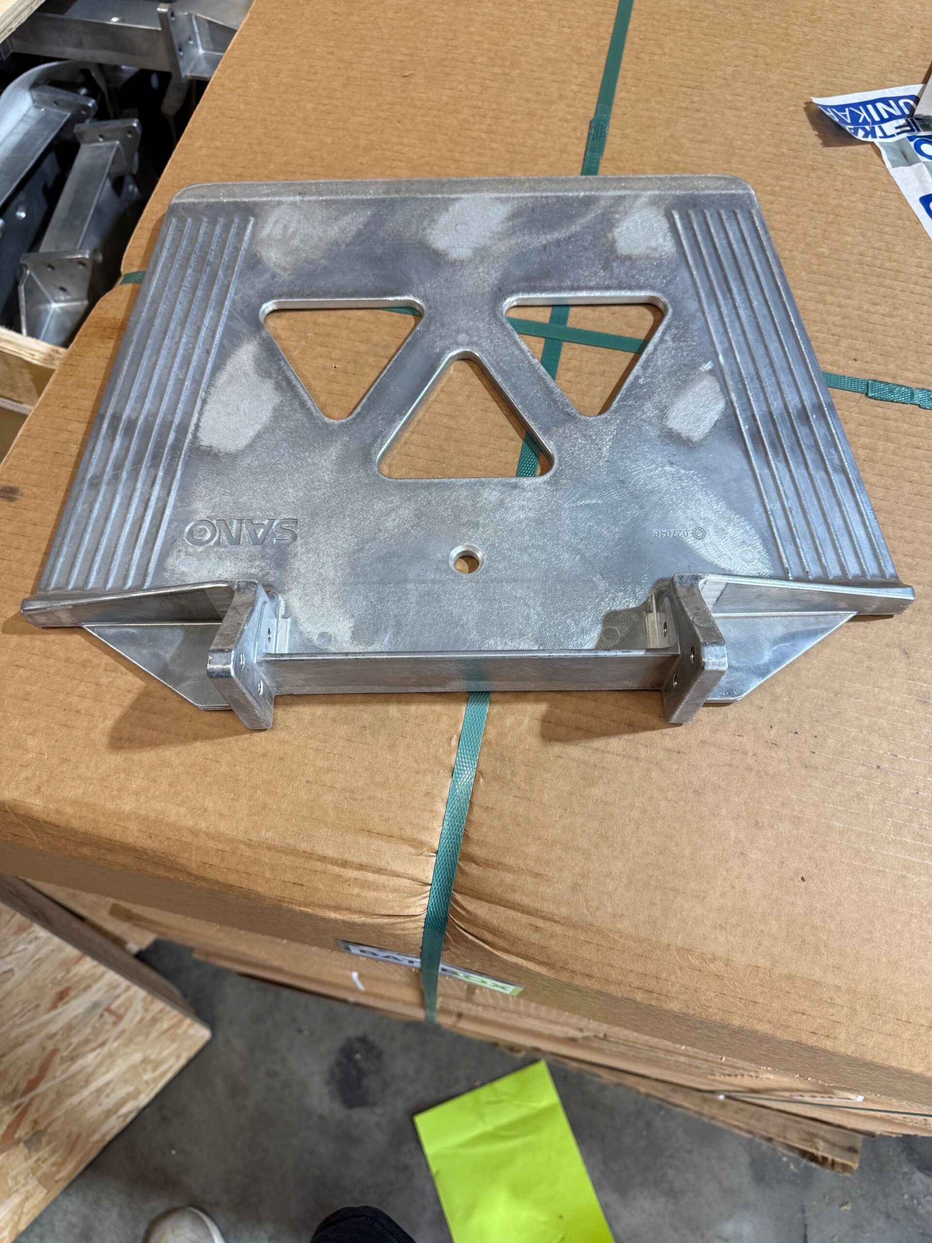 Large Standard Toe Plate (027048)